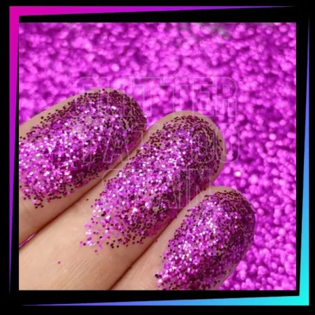 Fuchsia 008 Hex cosmetic glitter for glitter tattoos and face or body makeup.