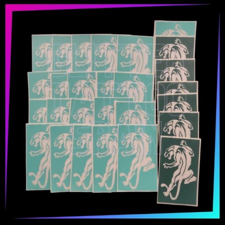 27 Panthers 13.5 cm tall